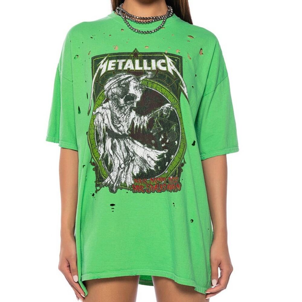 METALLICA Their Money Tips Her Scales Again Tee Unisex One Size New Without Tag